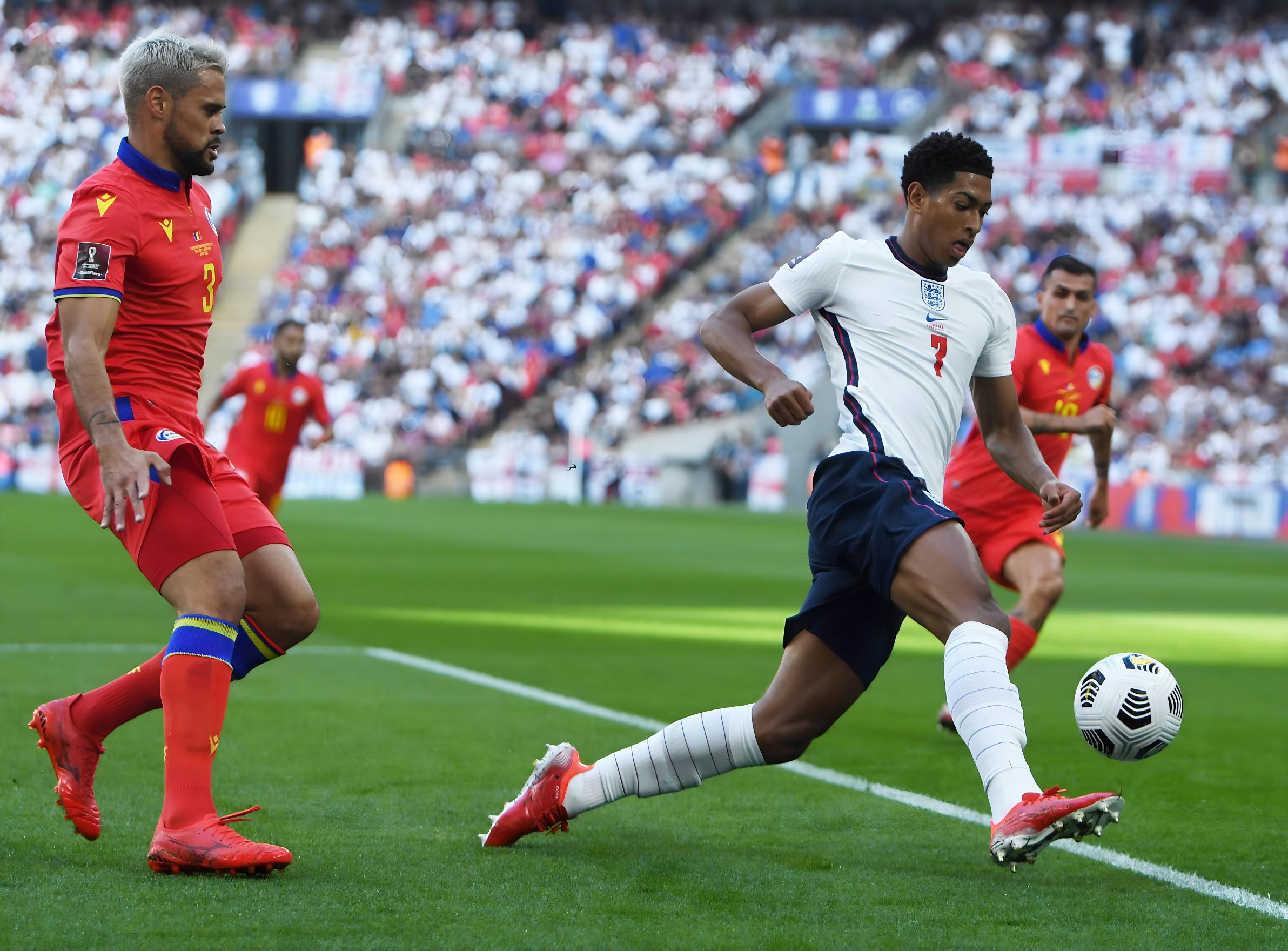 疯狂一夜！2换1小交易达成，勇士库明加谈判重启，快船又被针对